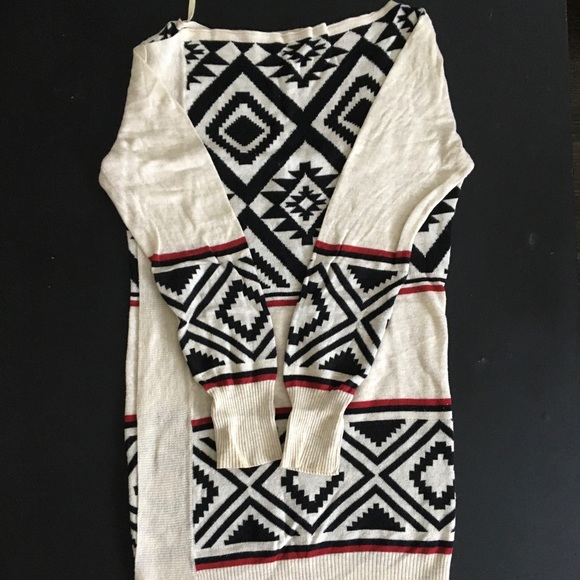 Women’s Southwestern Style Cardigan Small - Picture 2 of 7